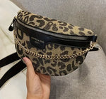 CROSSBODY WITH CHAIN DETAIL