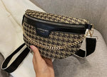 CROSSBODY WITH CHAIN DETAIL