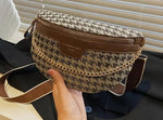 CROSSBODY WITH CHAIN DETAIL