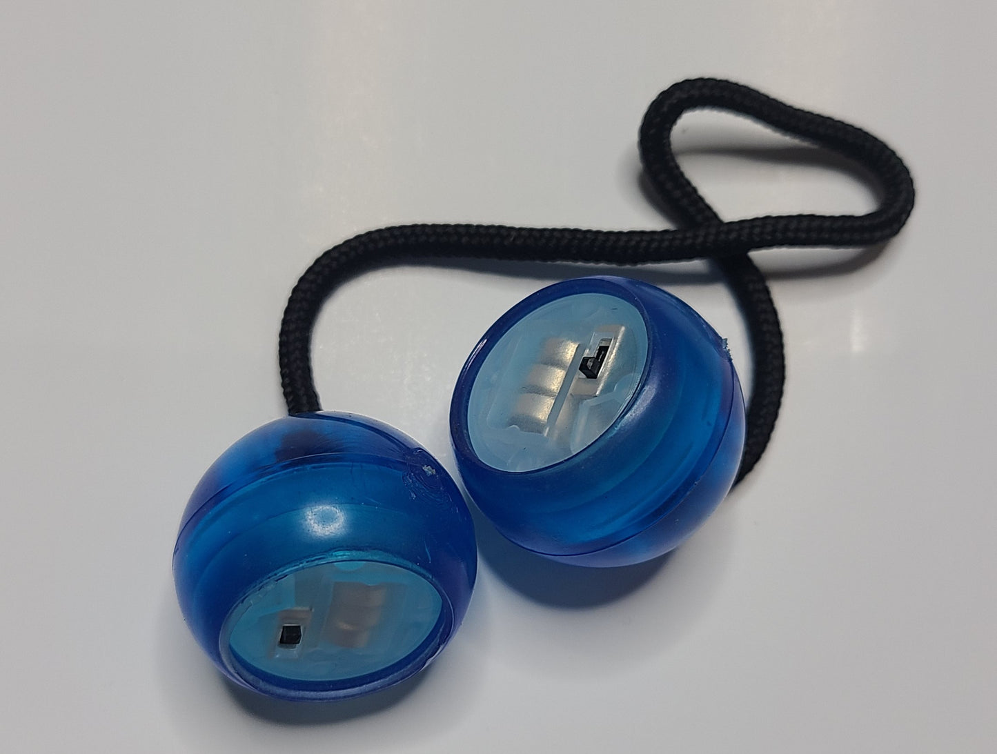 LED FINGER CHUCKS