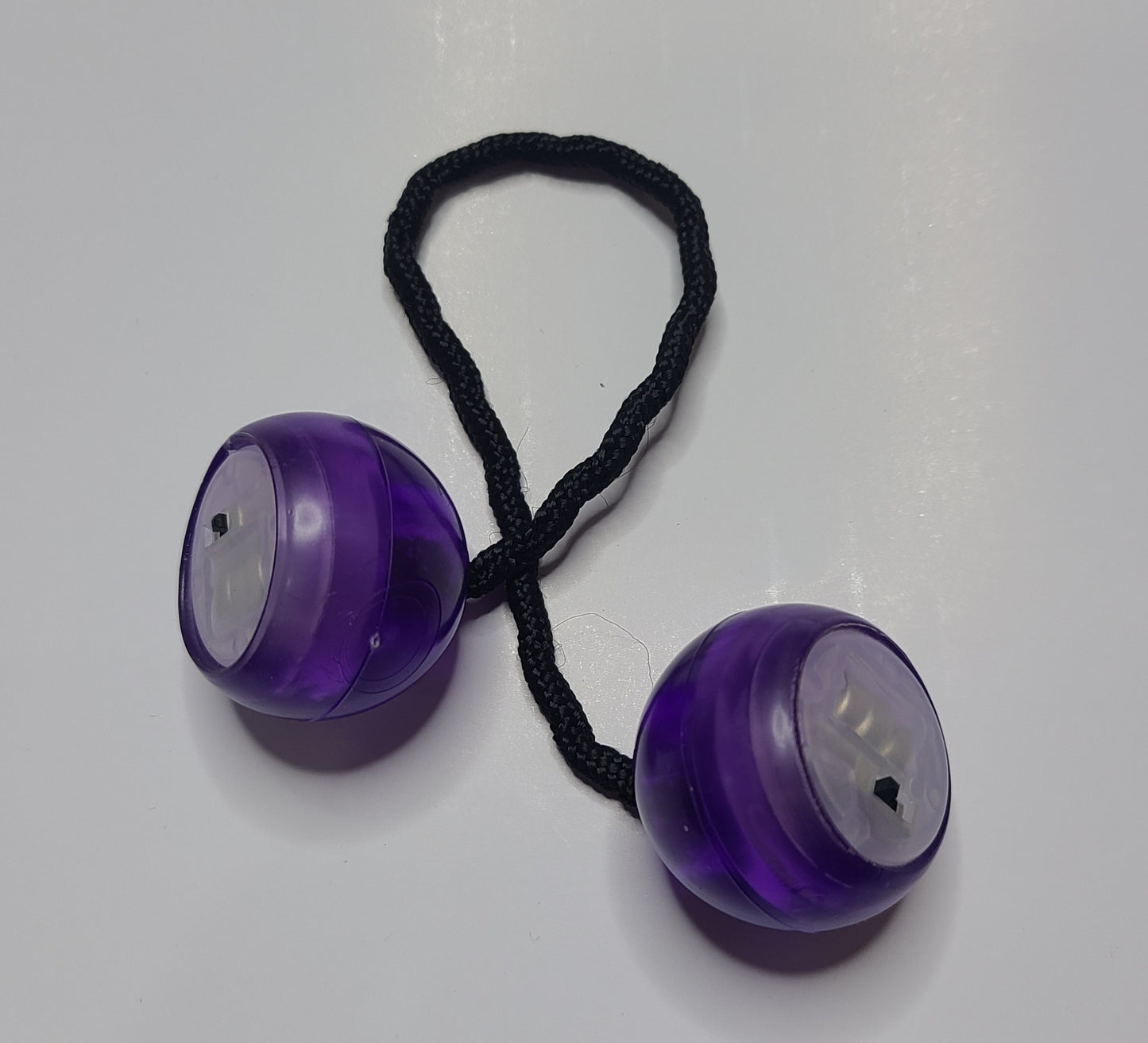 LED FINGER CHUCKS