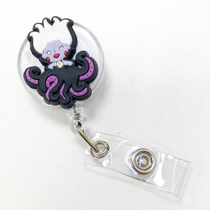 CHARACTER BADGE REEL/POUCH